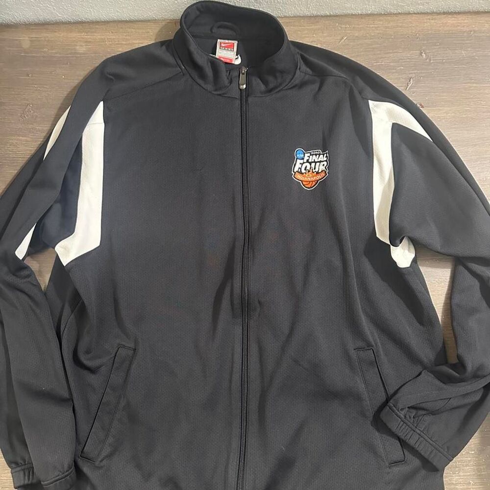Nike Men's Black and Navy Jacket